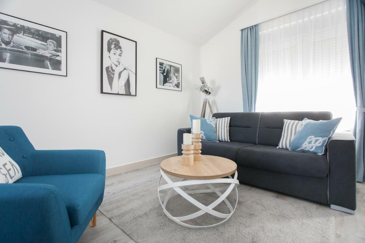 Apartment Movie Primošten Kültér fotó