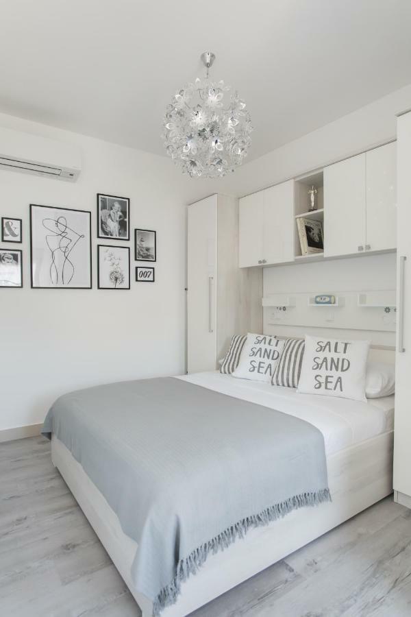 Apartment Movie Primošten Kültér fotó