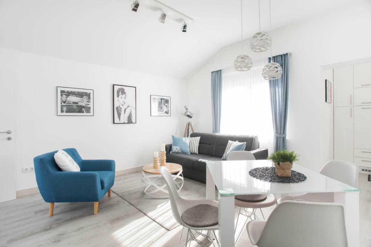 Apartment Movie Primošten Kültér fotó