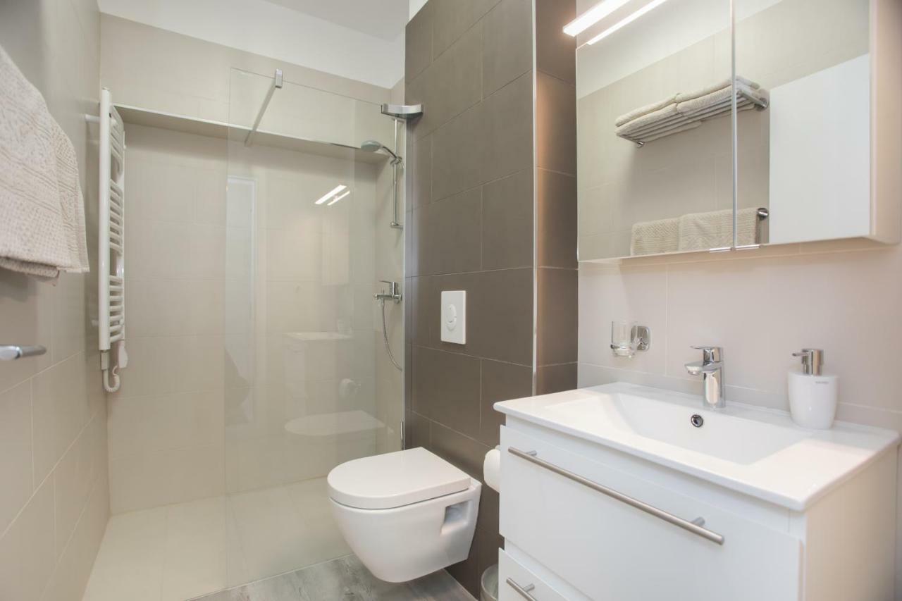 Apartment Movie Primošten Kültér fotó